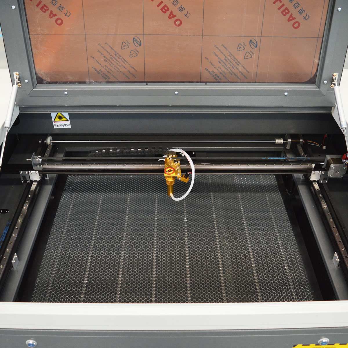 Maszyna do grawerowania lasero – Industrial Laser Cutters recenzja i cena